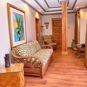 Hotel Tradewinds, San Fernando